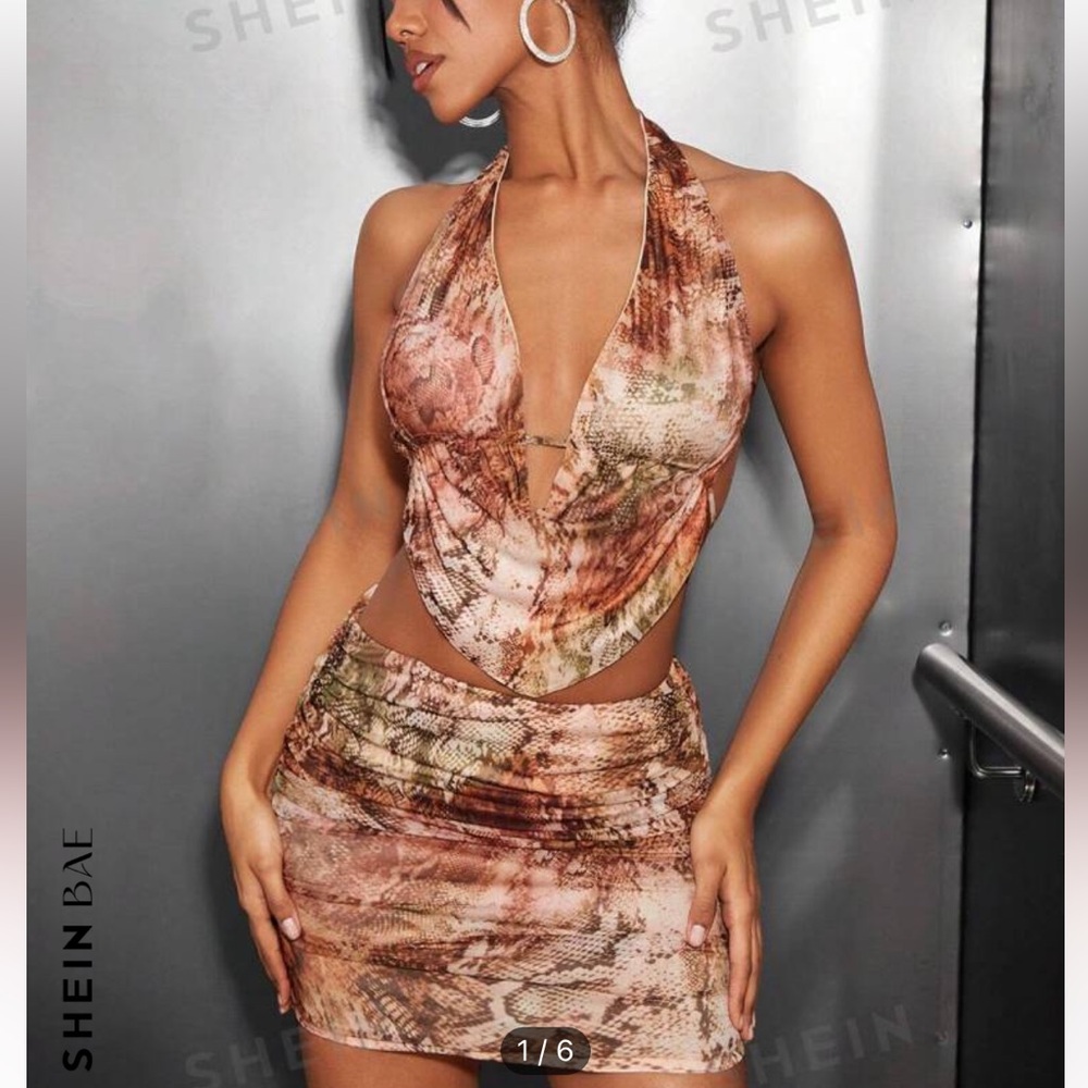 SHEIN BAE Women's Snake Top And High Waist Mini Skirt Set